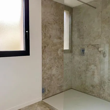 Surplombant Le Valinco Villa